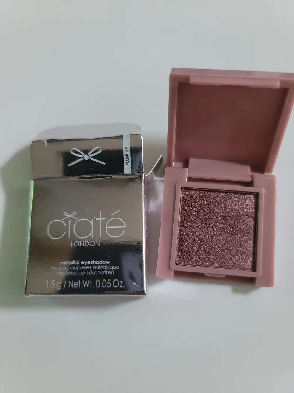 CIATÉ LONDON Metallic Eyeshadow in Plum It Up 1.5 g Brand New In Box
